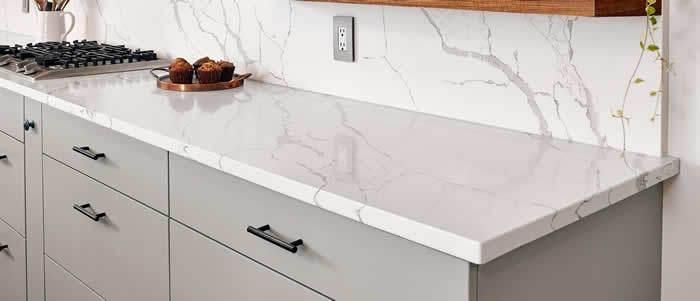 Artificial Quartz Slab with Visible/Invisible Veins for Wall Tile Flooring Tile Kitchen Tops