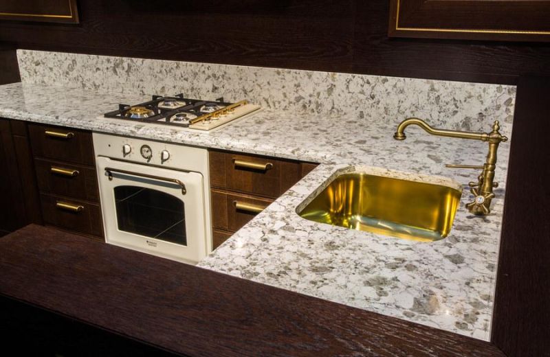 Alaska White Quartz for Countertop/Worktop/Vanity Top/Window Sill