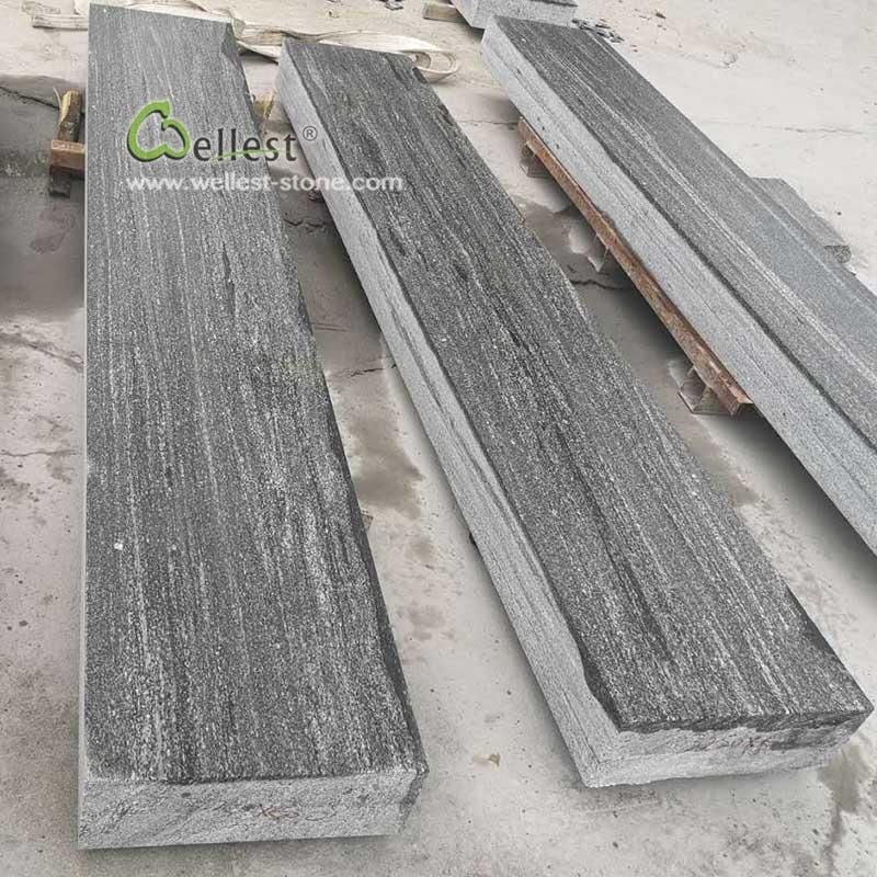 G302 Santiago Grey with Unique Vein Granite Stepping