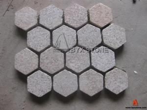 G682 Yellow Granite Honeycomb Shape Cobblestone for Driveway Paving