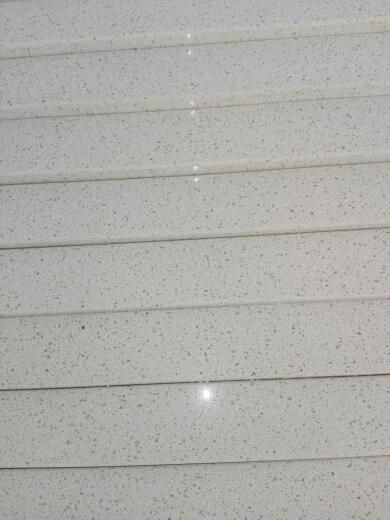 Special Sale White Artificial Quartz Slab for Kitchen Countertop