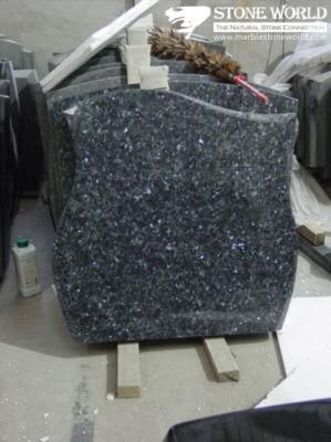 Granite Stone Monument / Tombstone with Custom Design - Tt06