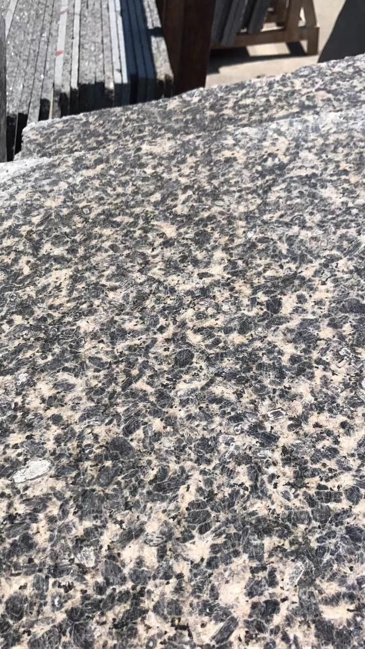 China Top Brown Granite/Leopard Brown Granite/Brown Granite for Floor/Background