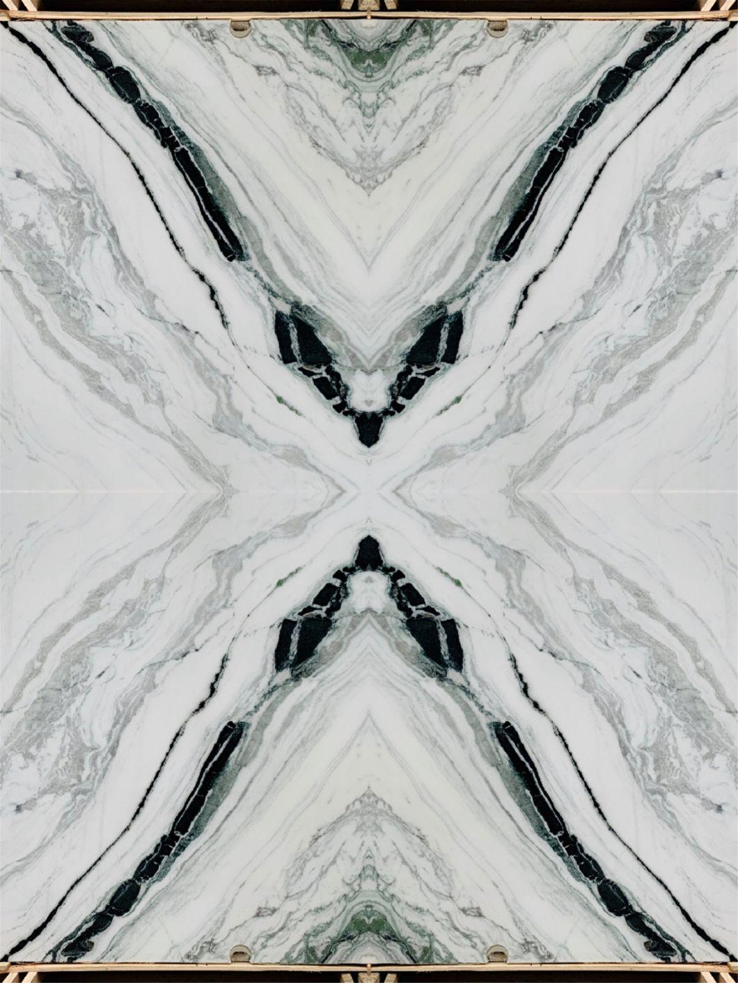 Panda White Stone for Flooring Tiles Slabs Countertops/Worktops/Vanitytops