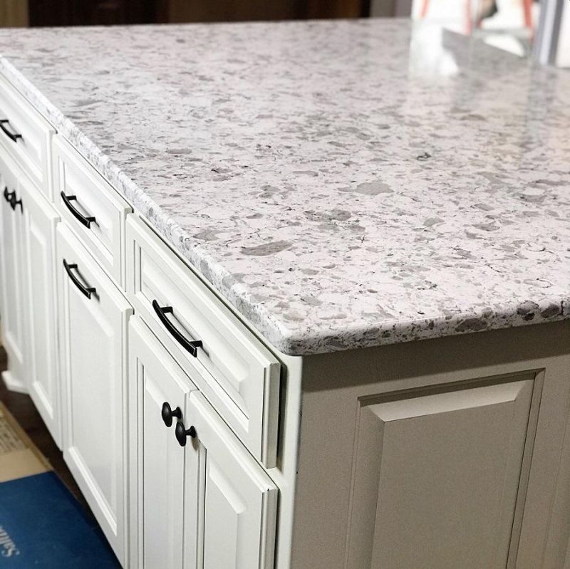Alaska White Quartz for Countertop/Worktop/Vanity Top/Window Sill