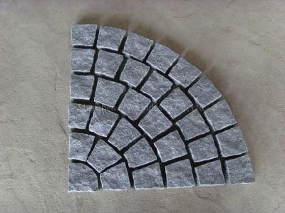 Natural Granite Mosaic/Pattern Tile Outdoor Paving Flamed Cobblestone with Net/Mesh/in/The/Back