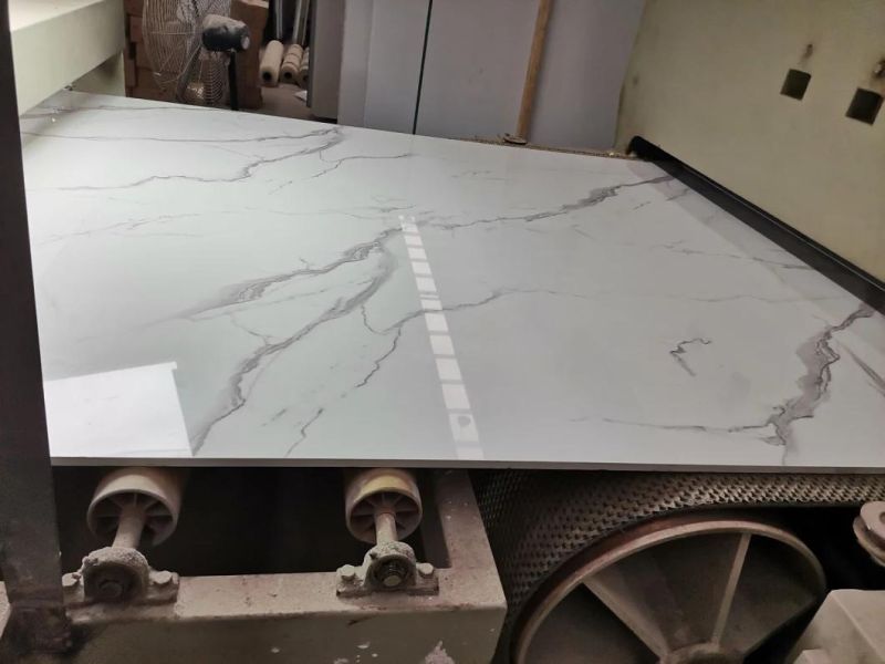 China Manufacturer of Artificial Pure White Plain Marble Stone Slabs