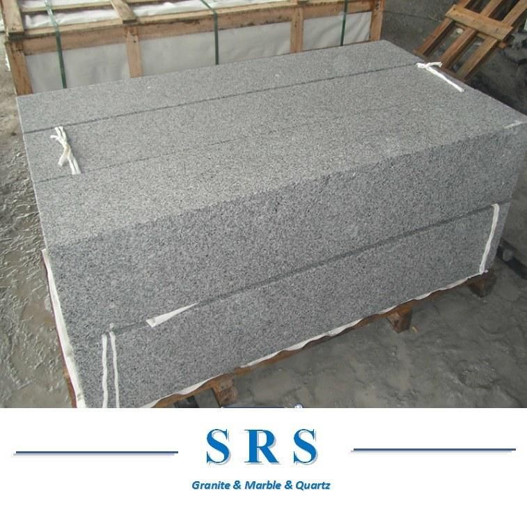 Building Material China Cheap Grey/Red/Black Granite Kerbstone Curbstone Paving Stone for Outdoor