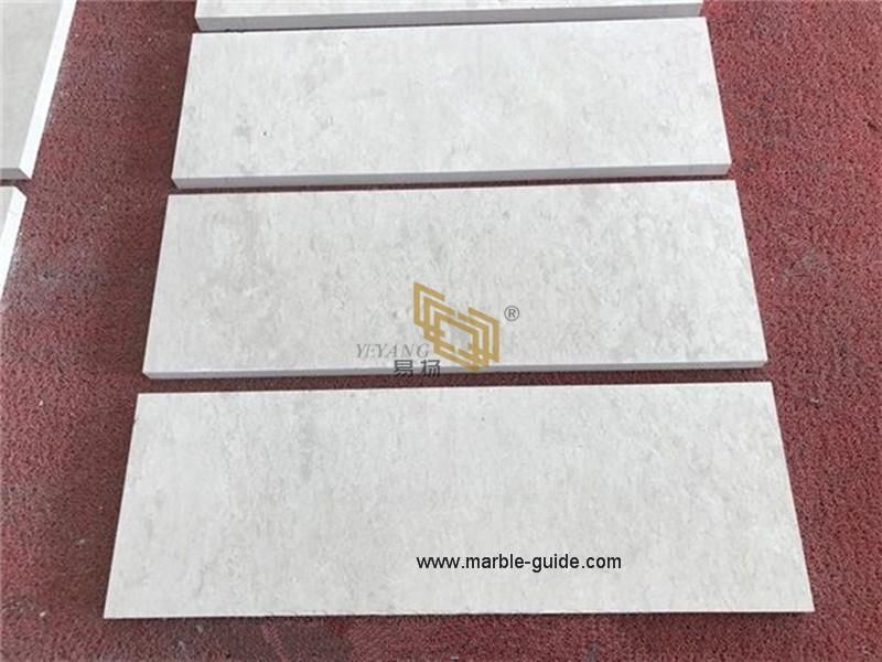 Bianco Carrara White Marble Tiles in Store for Floor/Wall/Window Sill/Stairs
