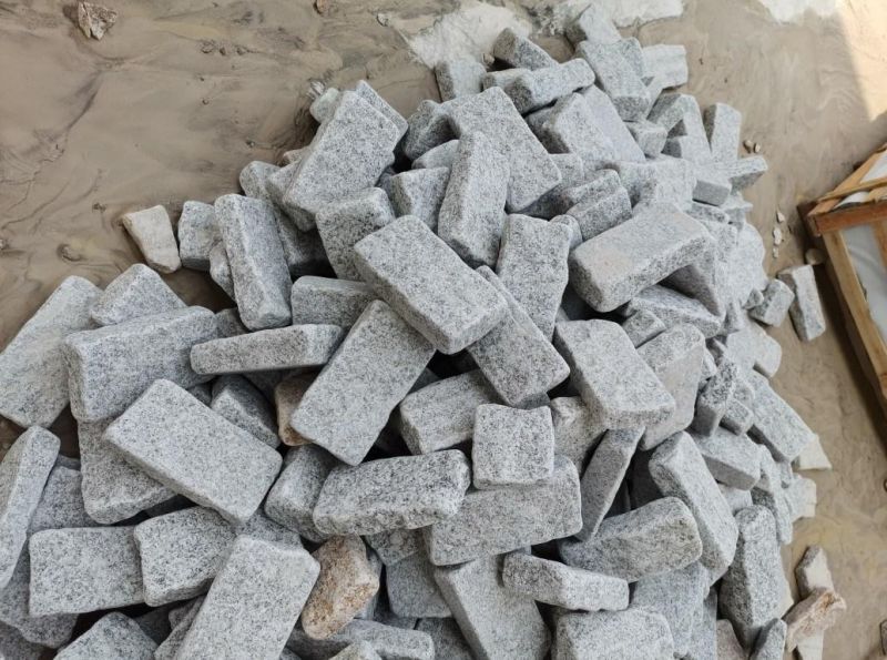 Light Grey/Dark Grey/Beige/Black/Pink Granite Cubes/Cobble Stones Flamed Surface Anti Slip