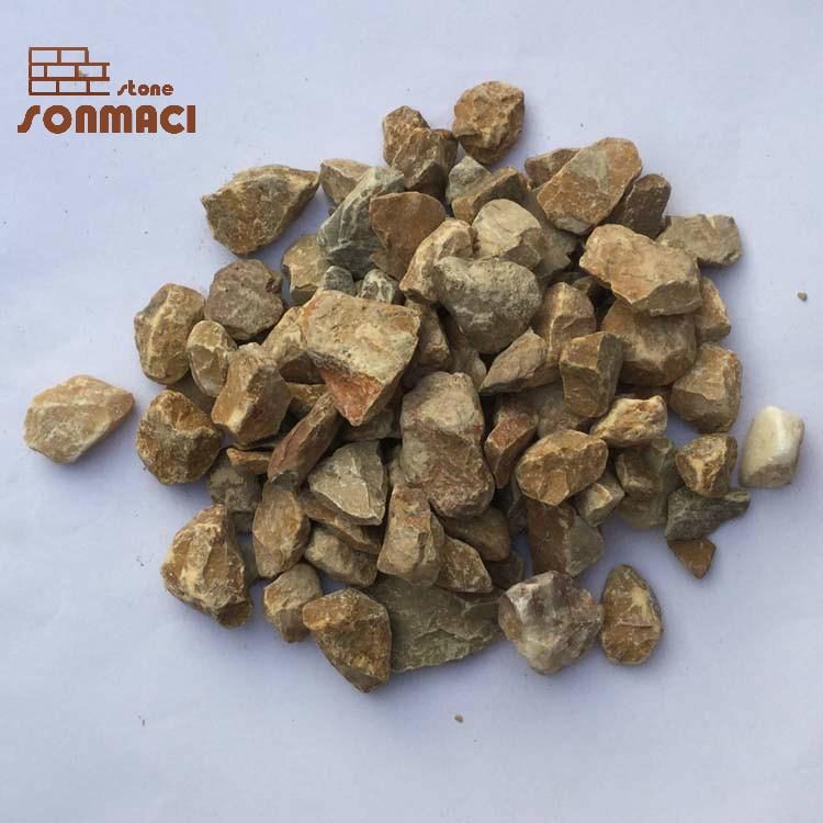 Factory Supply Garden Natural Tumbled Round Yellow Stone Pebble for Sale