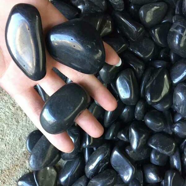 High Quality Natural Polished Black Pebble Stone for Garden Decor