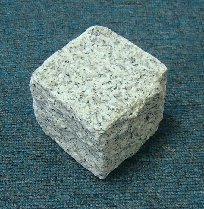 China Factory Outdoor Paving Stone Granite Patio Flagstone Cut to Size