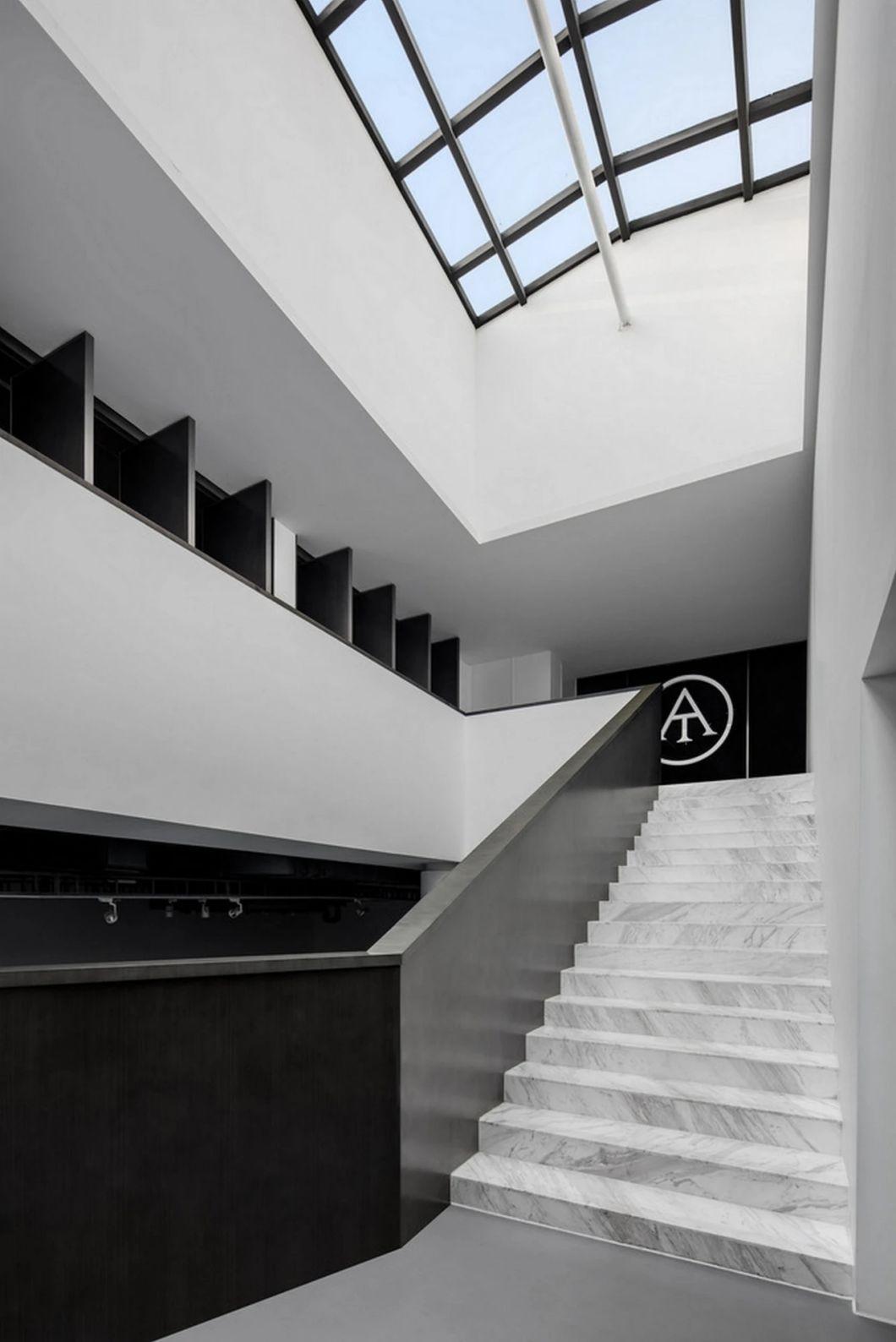 Fast Delivery Natural White Marble Stairs for Stair Step Anti-Slip Stairs