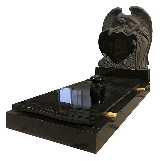 Western Style Weeping Angel Statue Headstone with Heart Shape