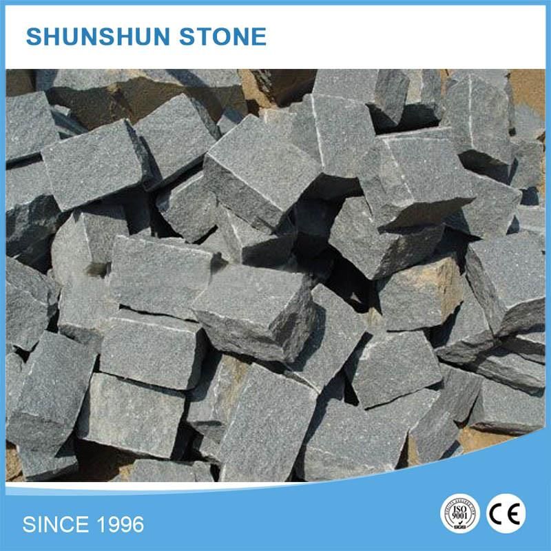 Mixed Color Granite Cube Stone on Mesh