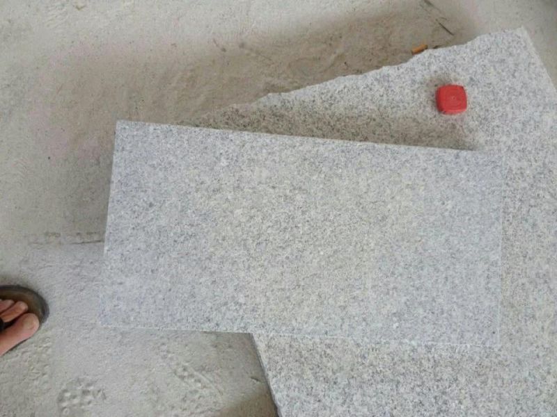 Customized Cheap Chinese G603 Granite Tile Flamed for Paving and Stairs