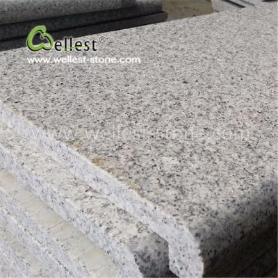 Cheap China Surface &amp; One Long Side Flamed Bullnose Grey Granite Steps Treads &amp; Risers&#160;