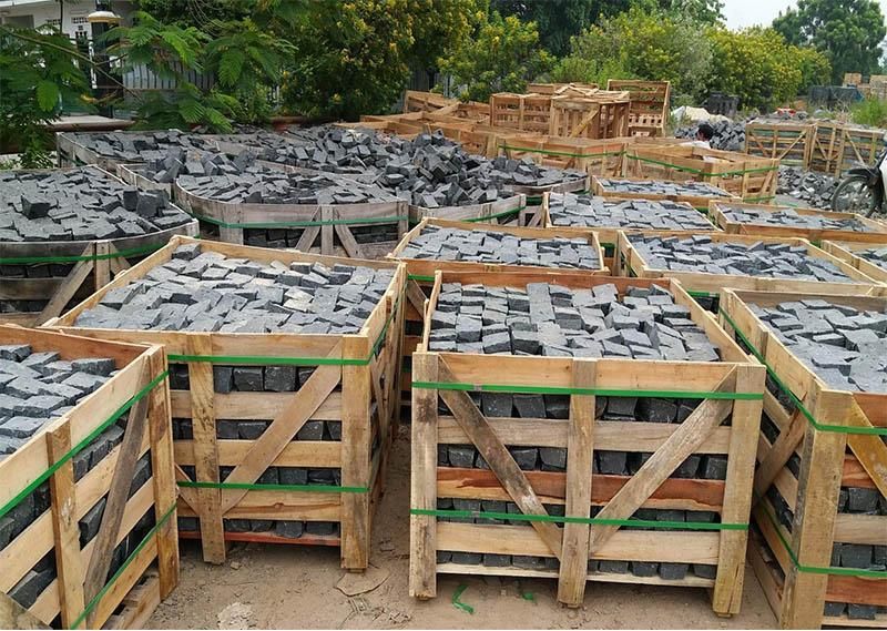 Natural G654/603/682 Grey/Black/Red/Yellow Gardenwalkway Cubes Granite Paving for Garden/Park/Driveway Cobblestone/Outdoor Garden/ Outdoor Paving