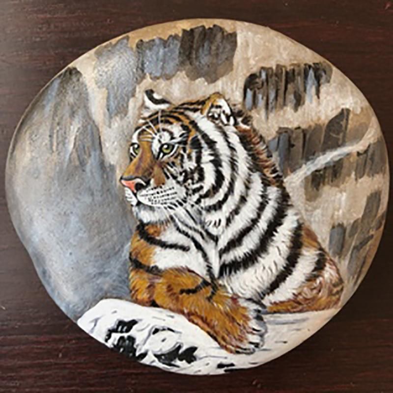 Colorful Painting Rocks for DIY Christmas Gifts