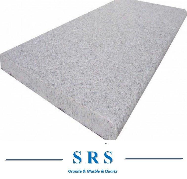 Hot Sale Natural Chinese Sesame Dark Grey Granite Stone Flamed Surface Bullnose Edge Pool Coping for Swimming Pool
