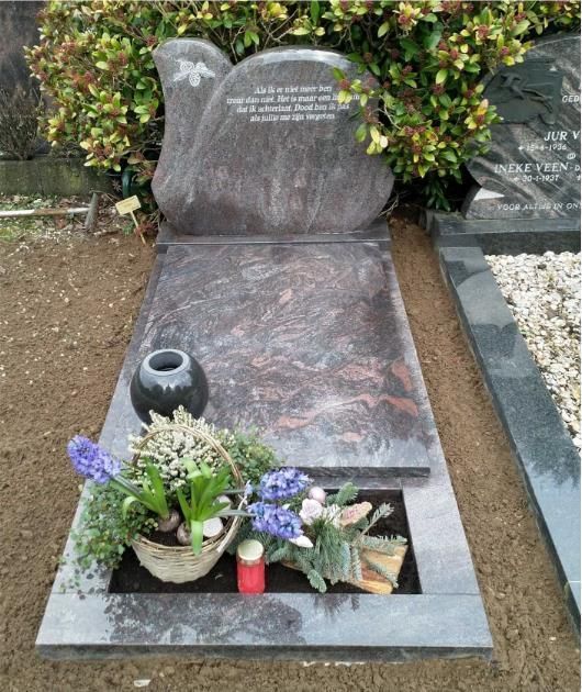 Widely Used Wholesale Polished Black Natural Granite Tombstone with European Style