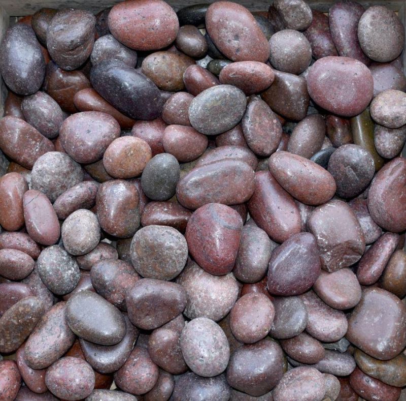 Red Polished Pebbles for Garden/Paths/Rockeries/Borders