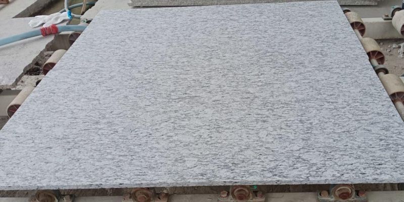 Natural Grey Granite Seawave Flower Flamed Finished Anti Slip Surface Granite Tiles