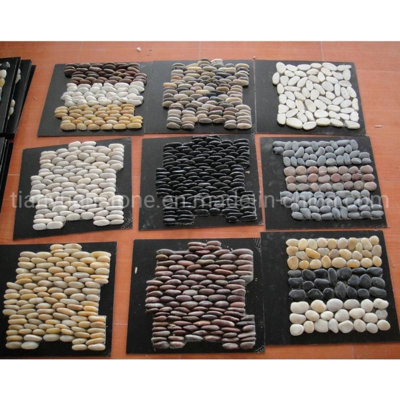 China Natural Polished River Pebble Stone Mosaic on Net Pebbles Mosaics Mesh Tile