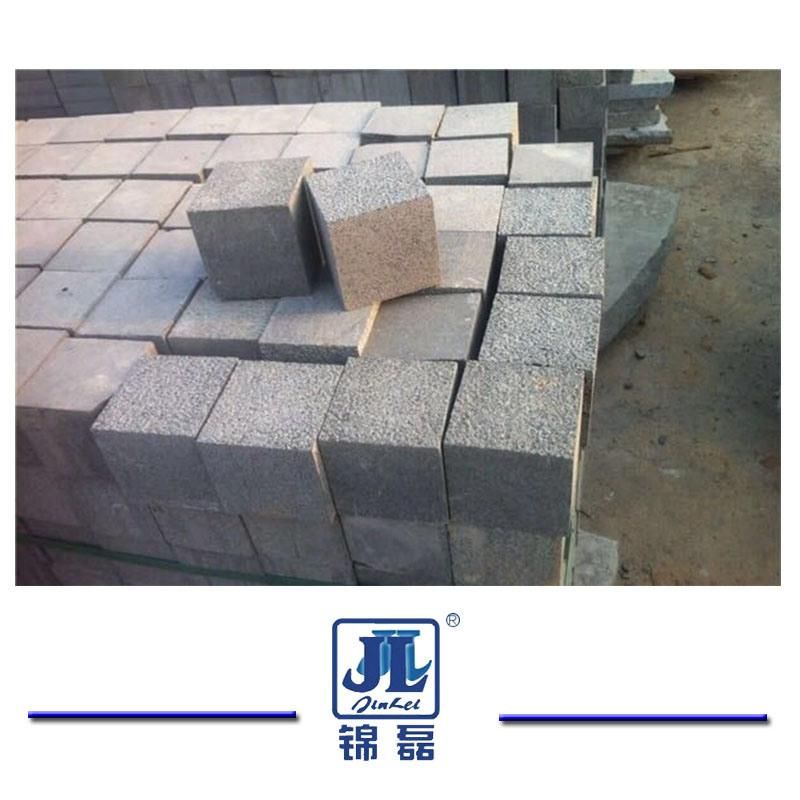 Light Grey/Dark Grey/Red/Yellow Granite Garden/Cobble/ Cube/Kerb/Fan Shape Granite Paving Stone for Garden/Landscaping/Decorative/Driveway Construction Project