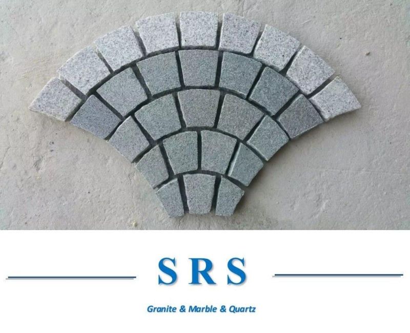 Natural G684 Granite Cube/Cobble/ Paving Stone on Mesh