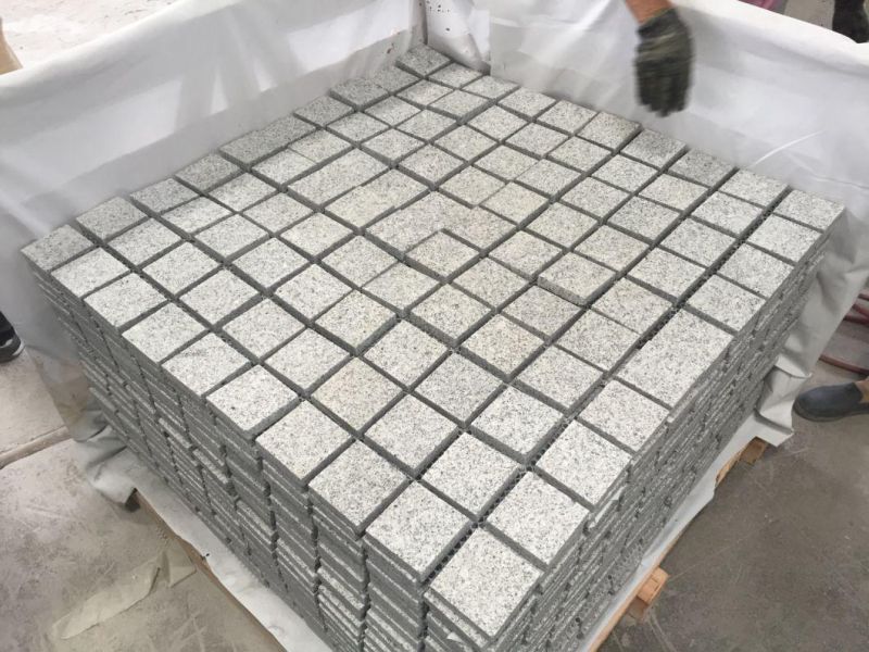Cobblestone White Granite for Walkways