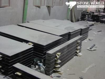 Granite Stone Monument / Tombstone with Custom Design - Tt25