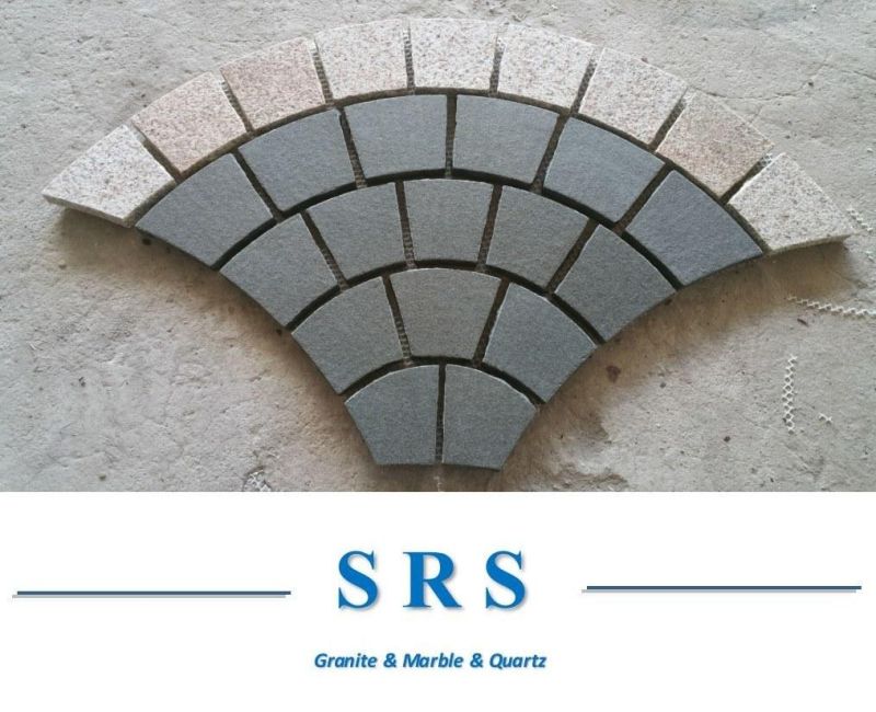 Natural G684 Granite Cube/Cobble/ Paving Stone on Mesh