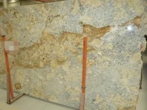 Imported Granite Golden Cremar for Tiles/Countertops/Kitchentops/Hotel/Building Materials